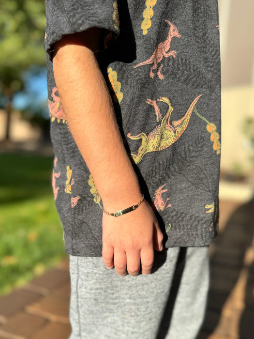 14k Gold Kids ID Bracelet with Custom Gold Name Plate & Diamond Cut Figaro Links - LE-0106